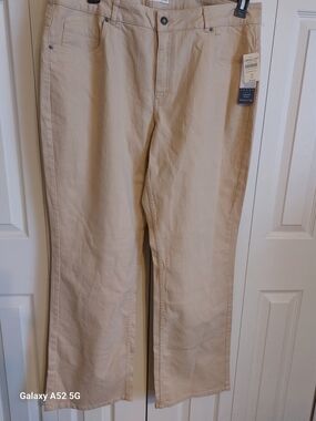 Coldwater Creek Women’s Boot Cut Jeans in Beige